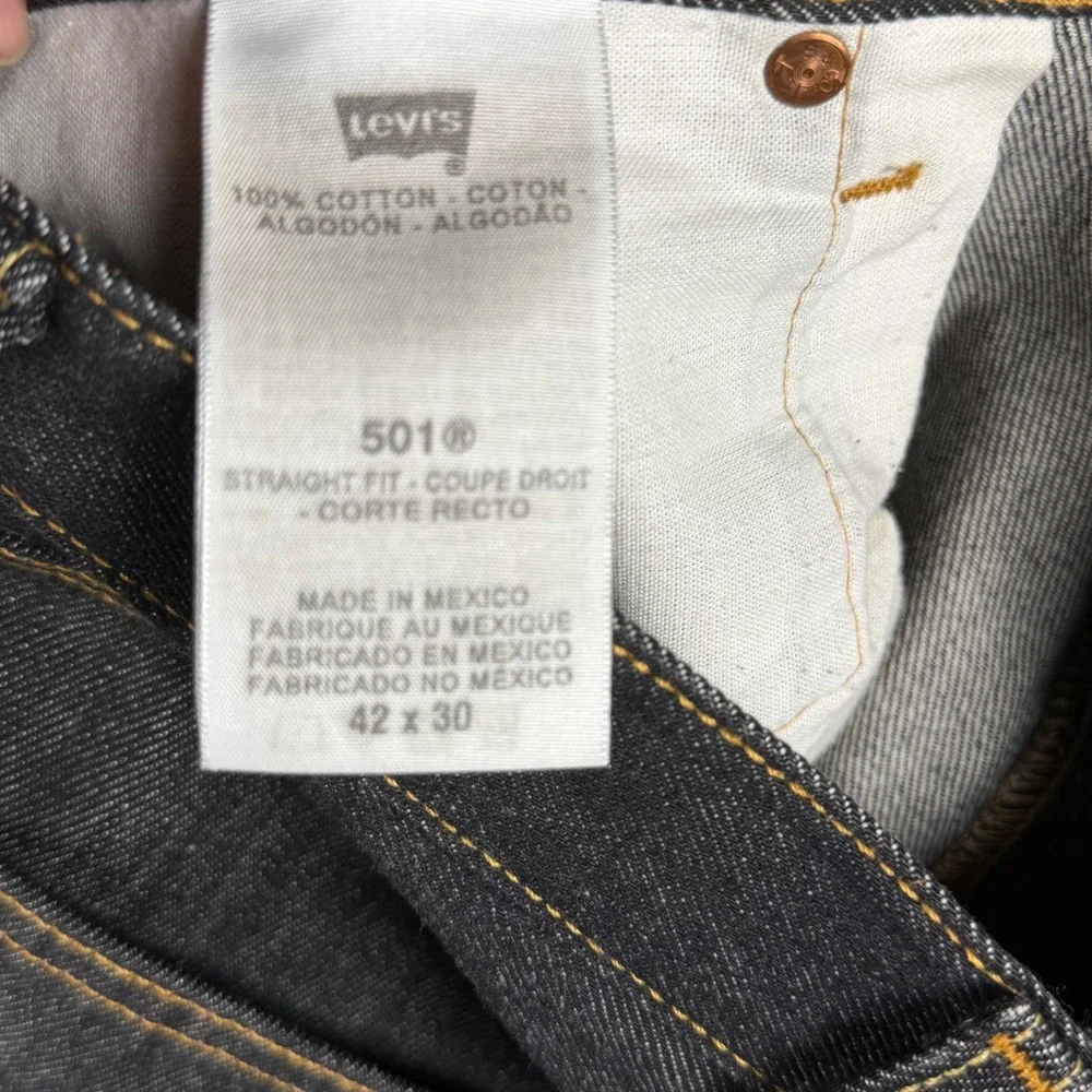 Levis 501 Original Fit Dark Indigo Raw Rigid Denim Jeans Mens 42x30 Button Fly